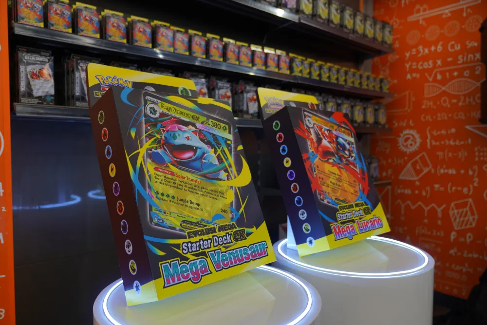 Press Kit Evolusi Mega Starter Deck ex